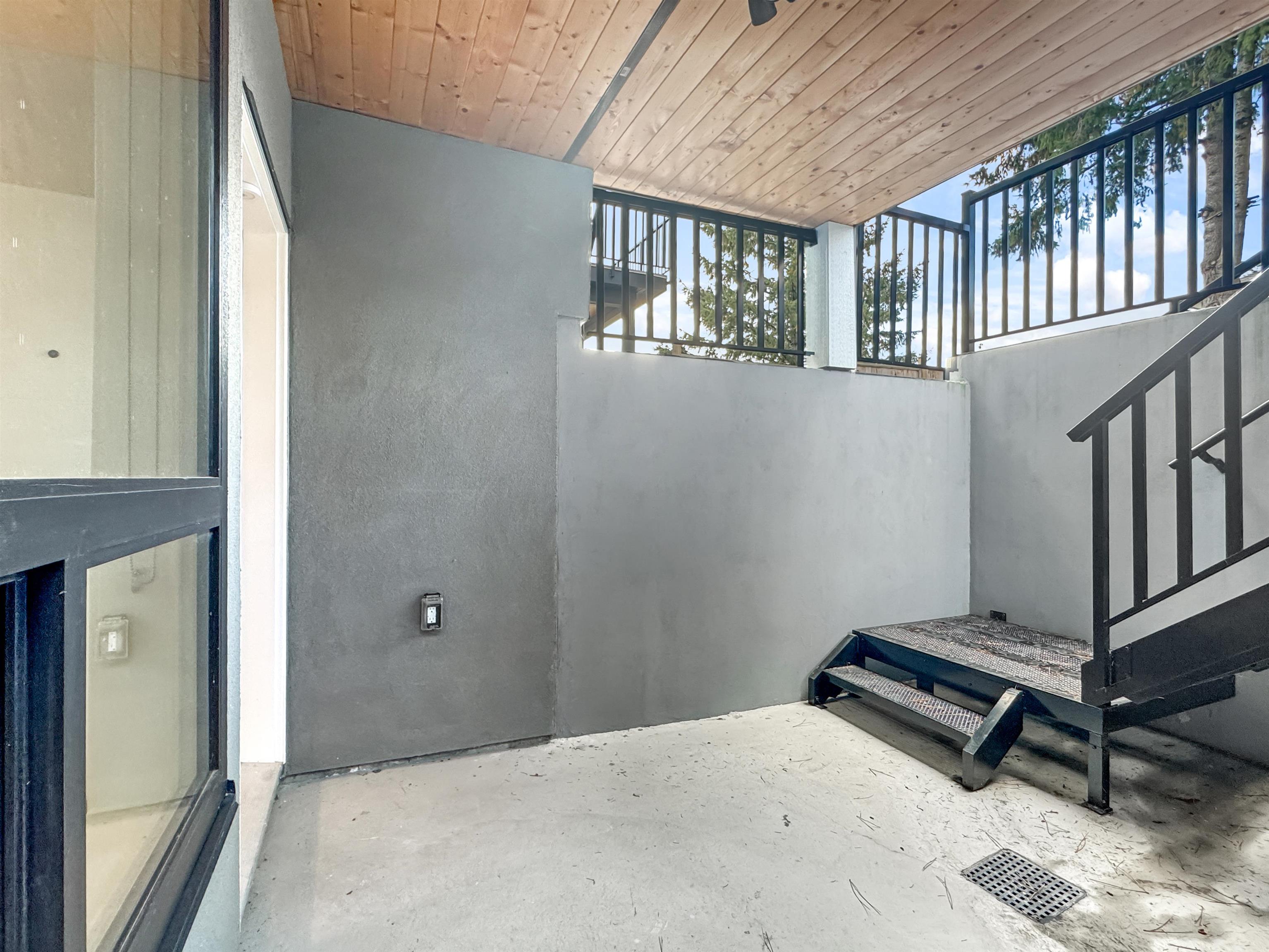 Unit Bsmt - 1695 167th Street, Surrey 3