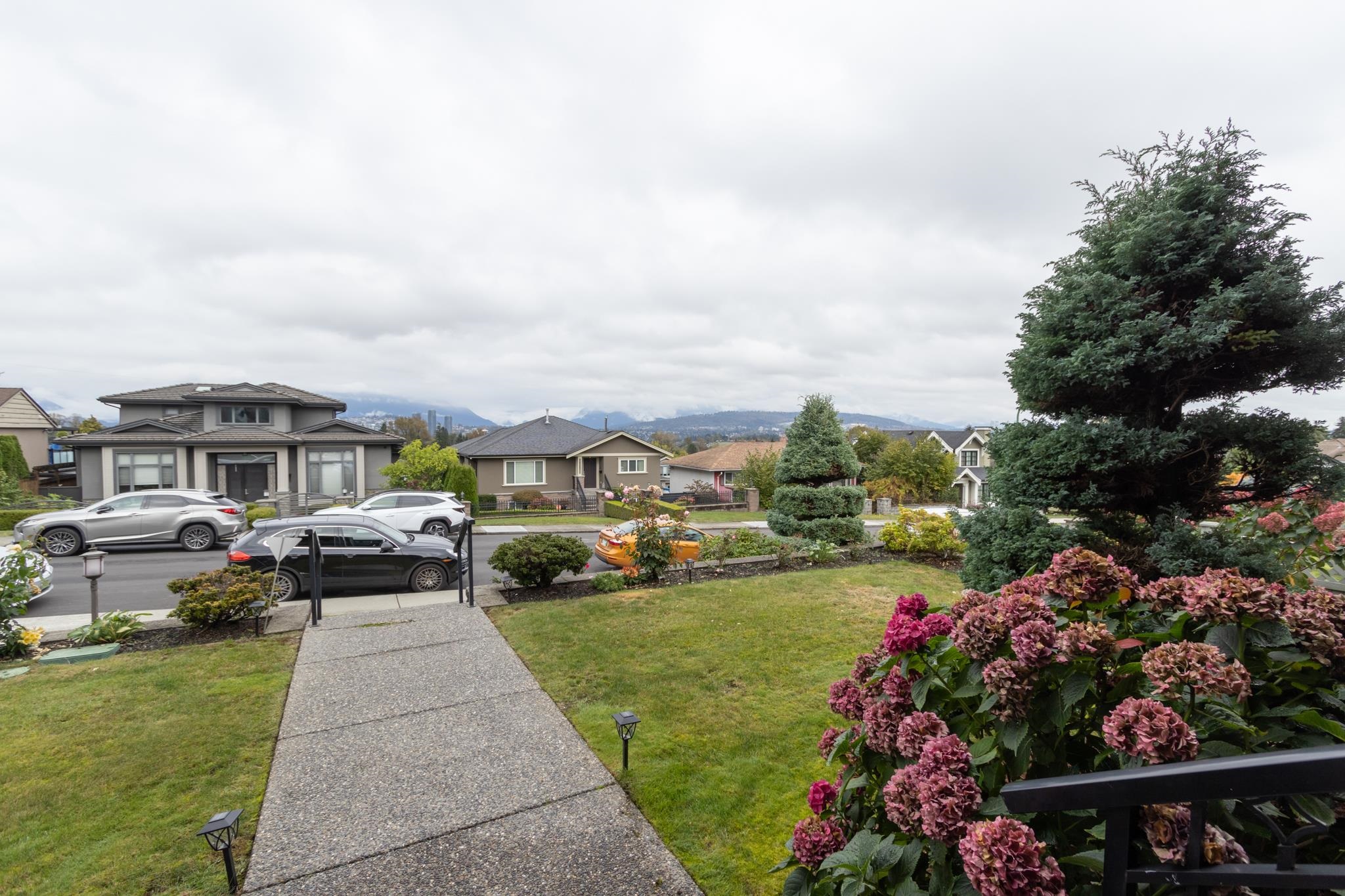 4152 Hazelwood Crescent, Burnaby 3