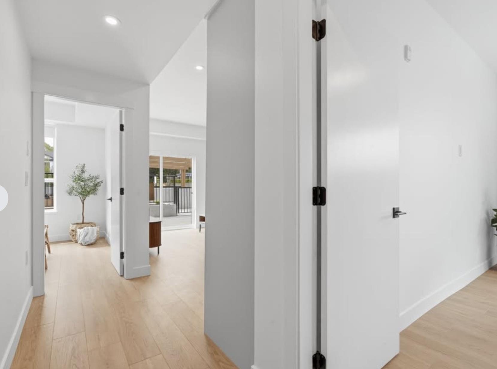 Unit 202 - 15638 24 Avenue, Surrey 2