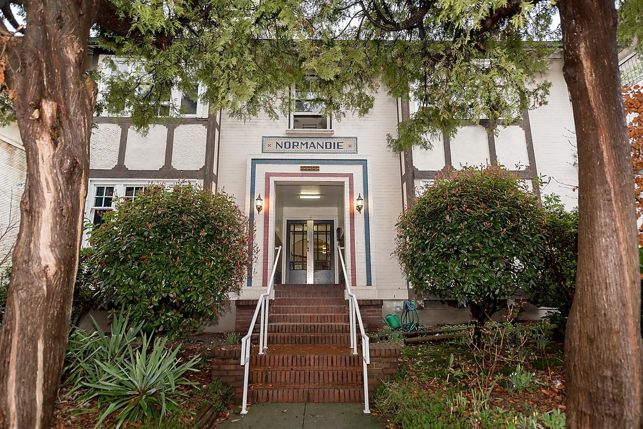 Unit 104 - 1425 Haro Street, Vancouver 4