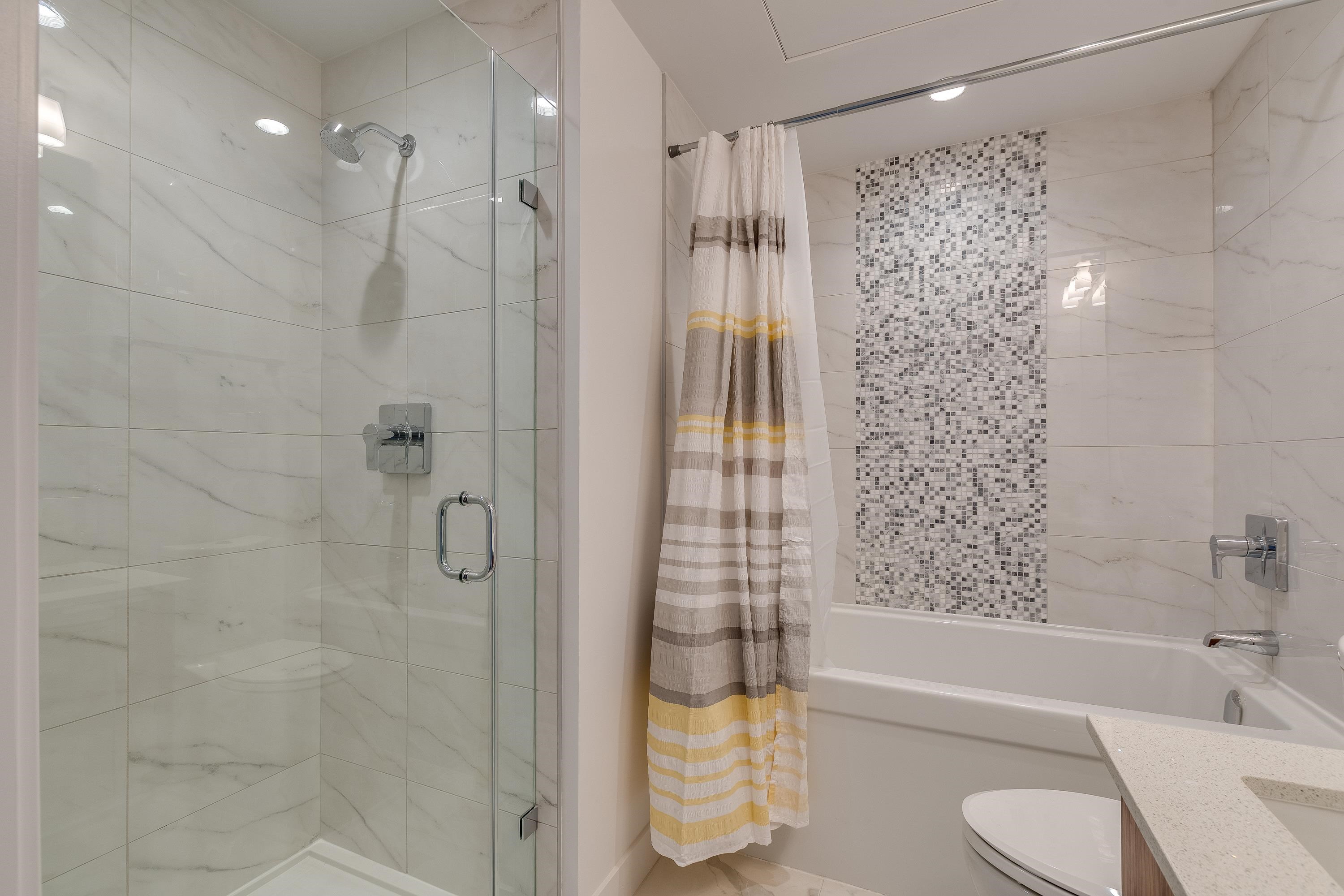 Unit 2105 - 1283 Howe Street, Vancouver 5