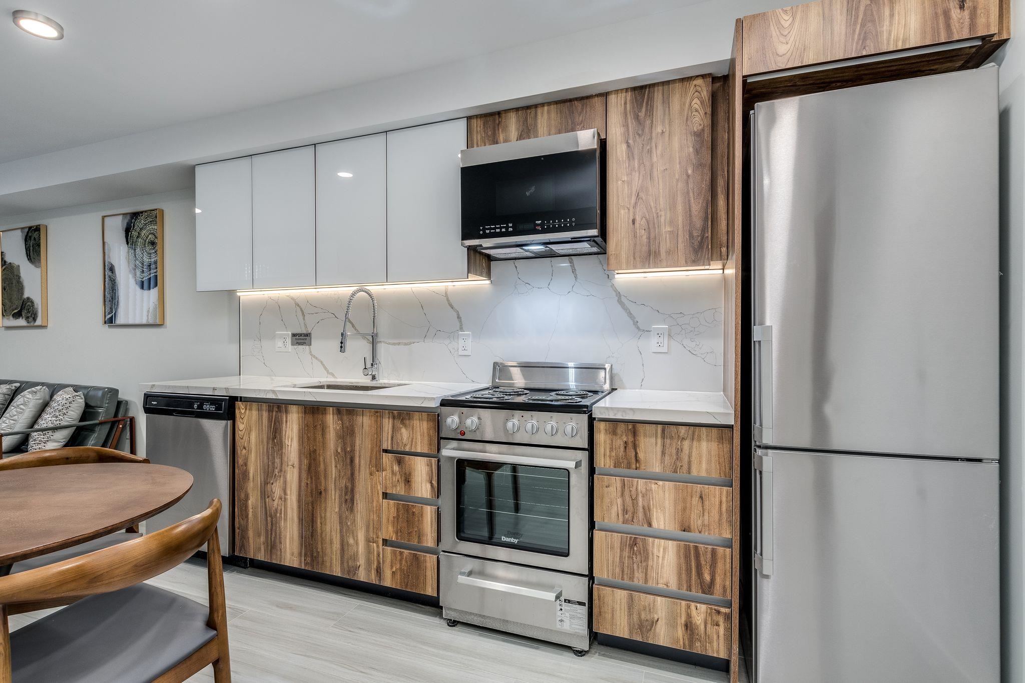 Unit 102 - 1168 Pendrell Street, Vancouver 3