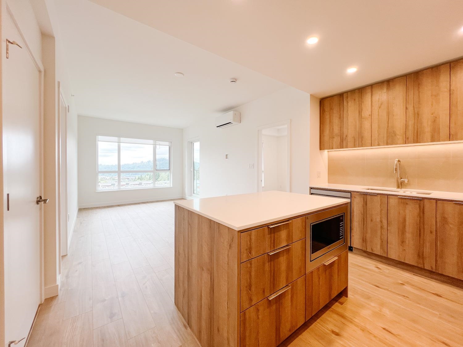 Unit 607 - 3596 Malsum Drive, North Vancouver 3