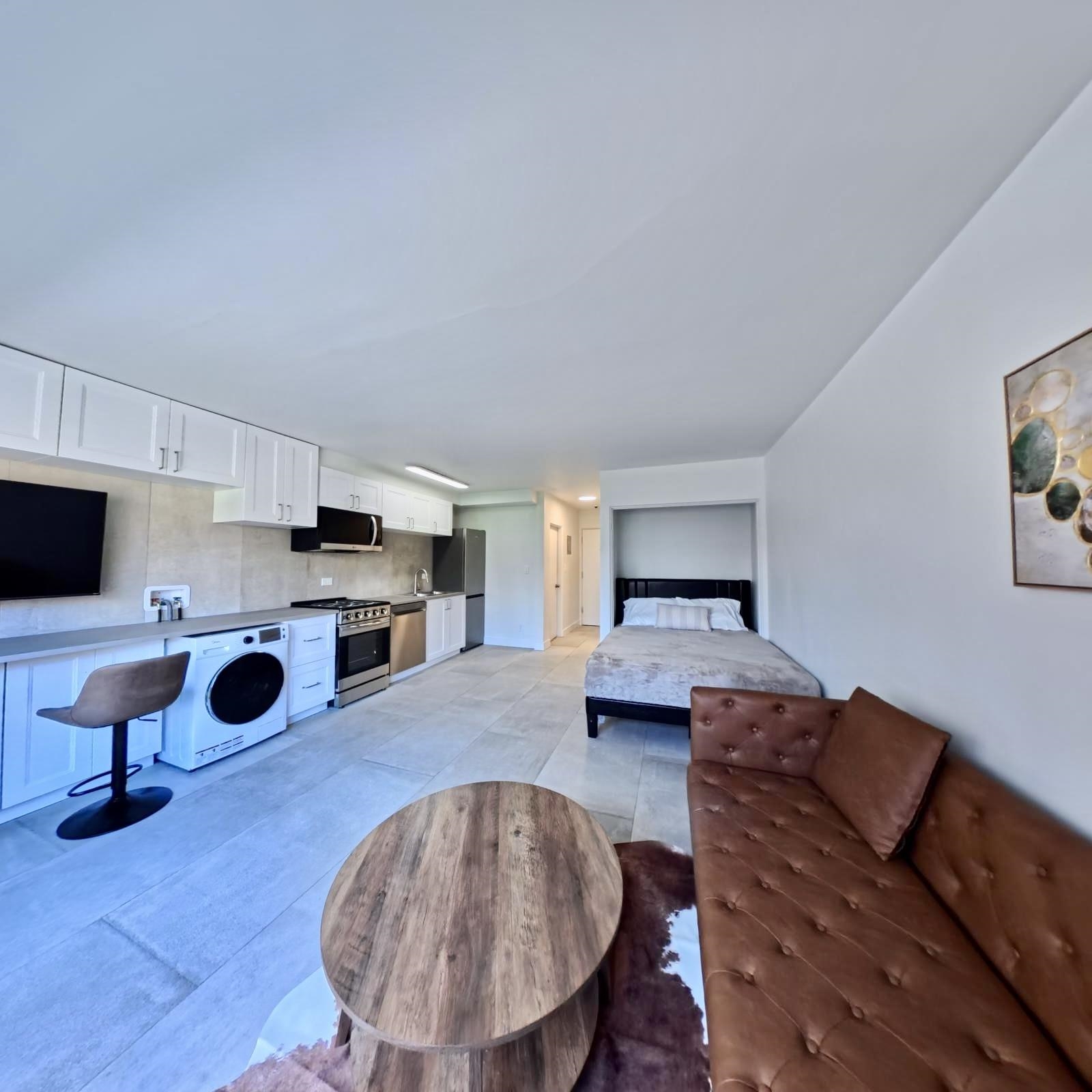 Unit 101 - 1540 Haro Street, Vancouver 3