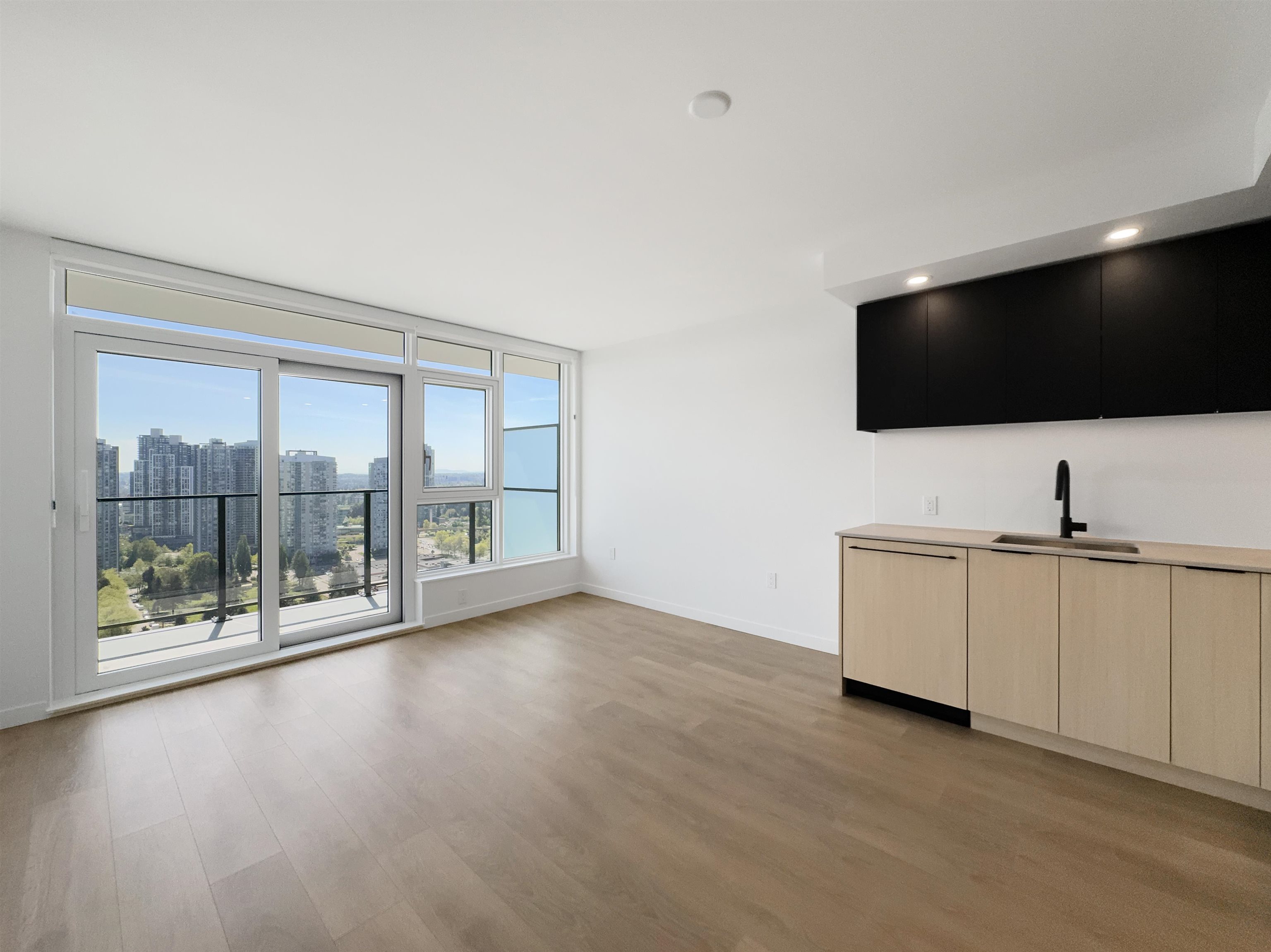 Unit 29XX - 13738 Central Avenue, Surrey 4