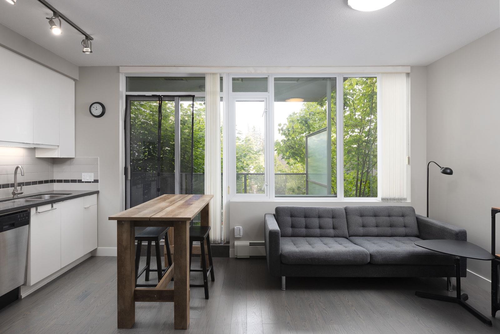Unit 307 - 9025 Highland Court, Burnaby 4