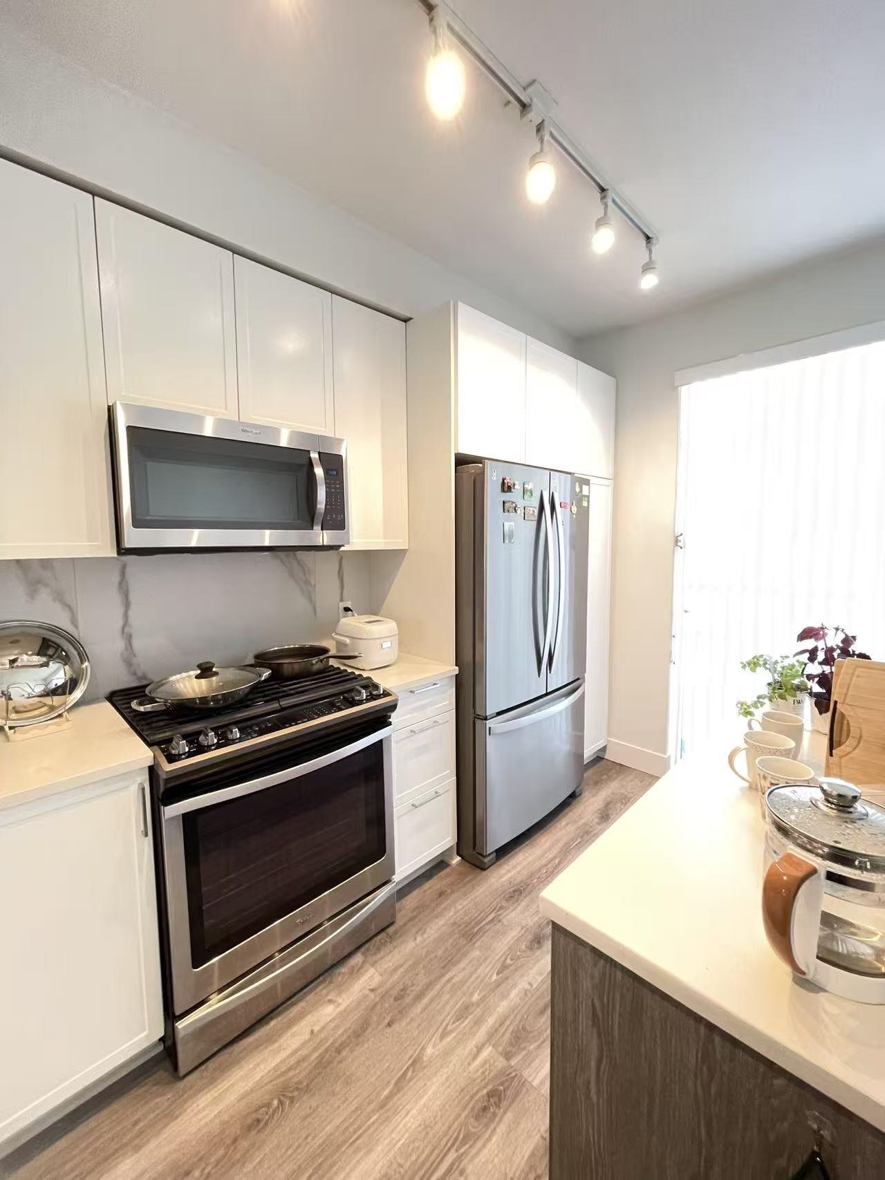 9817 161a Street, Surrey 2