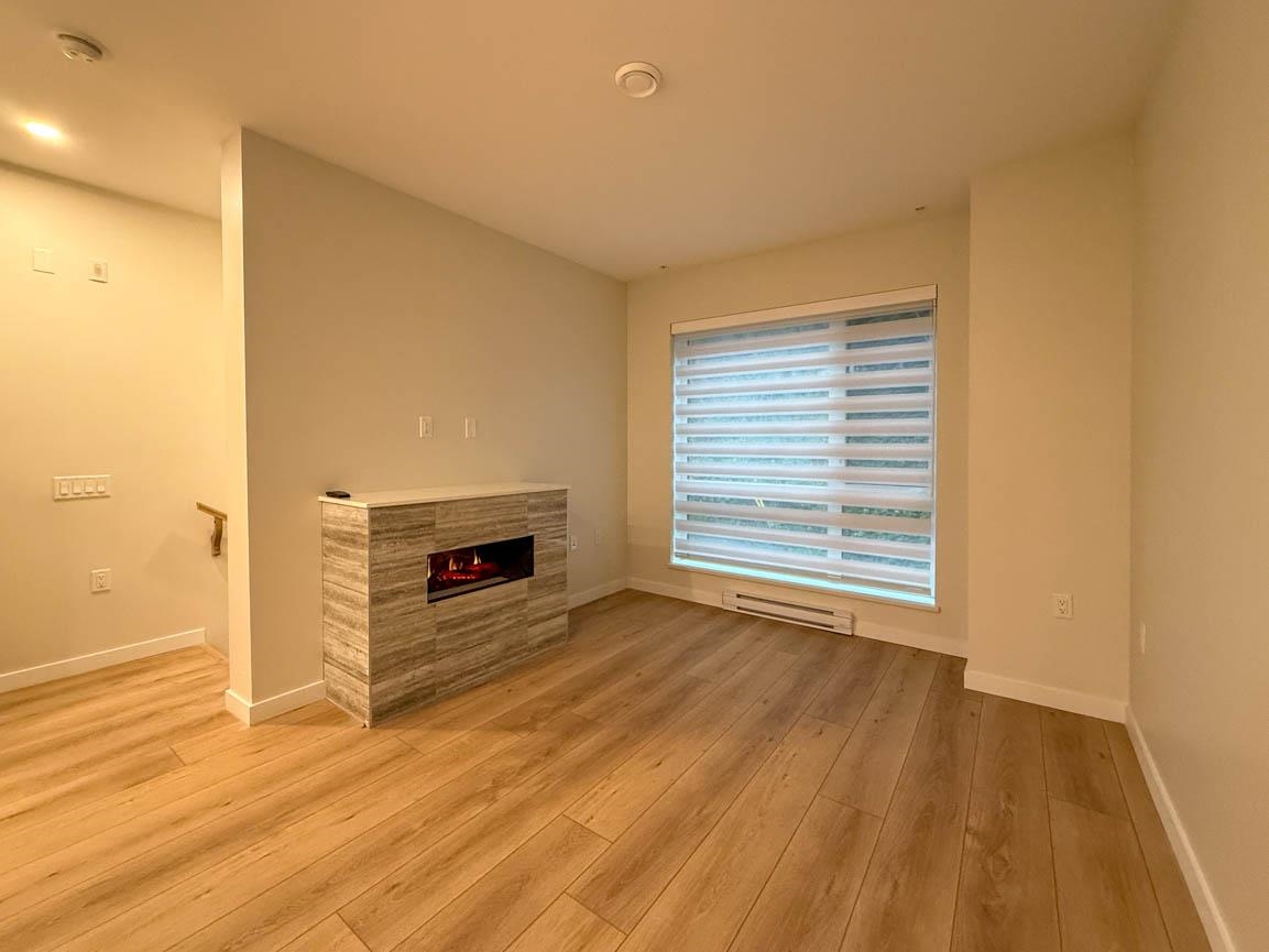 Th 74 - 3592 Hull St, Vancouver 4