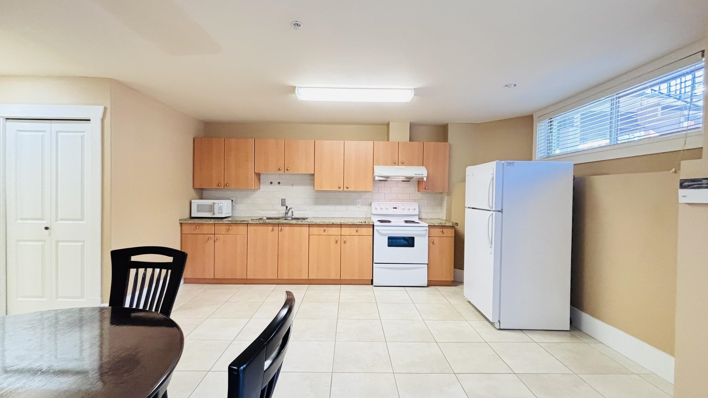 Unit 2 - 2139 22nd Avenue W, Vancouver 2