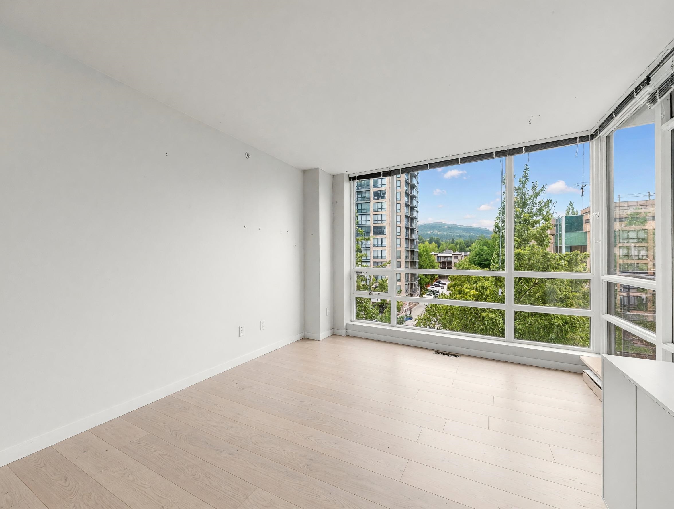 Unit 605 - 2968 Glen Dr, Coquitlam 4
