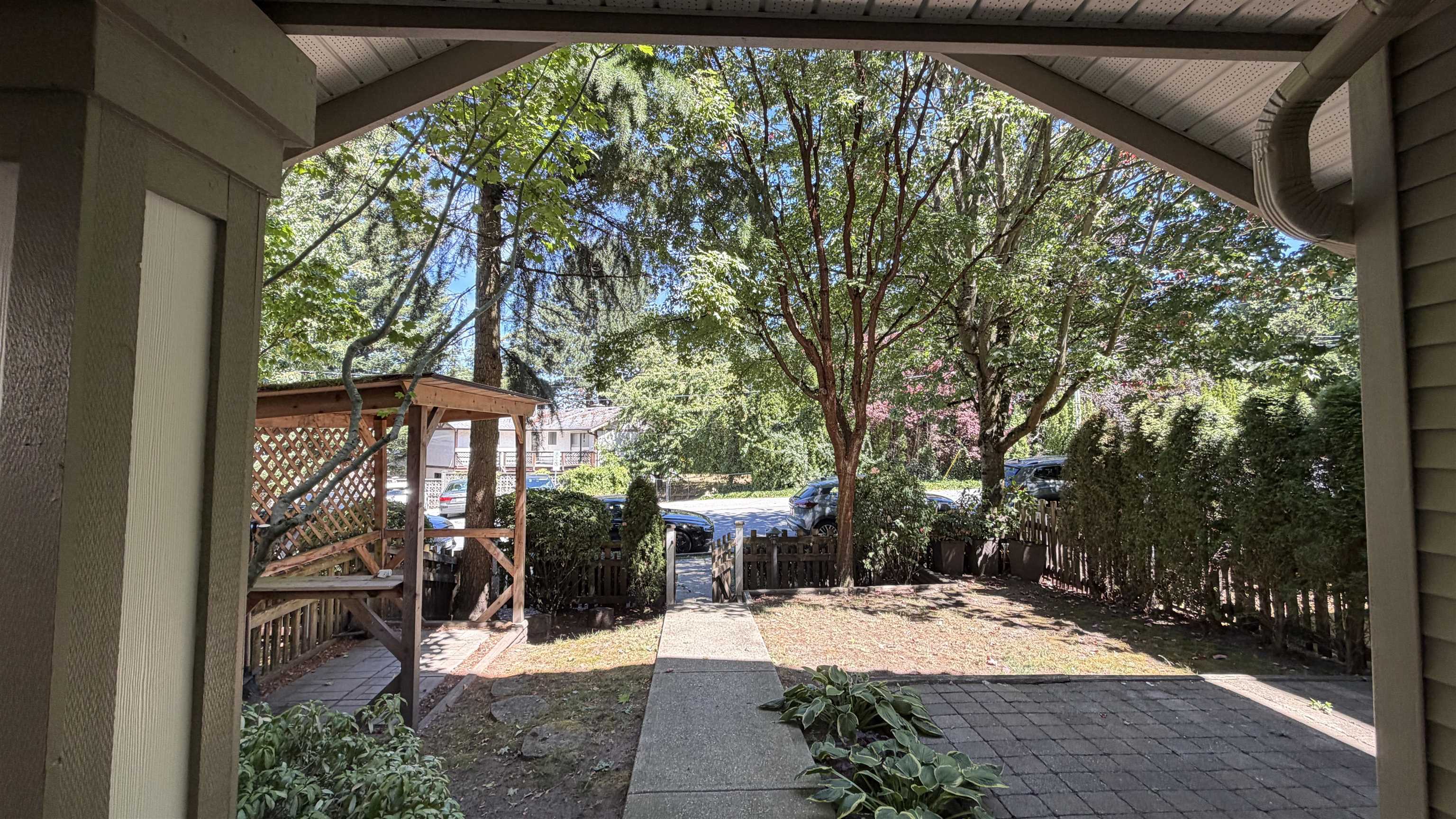 Unit 6 - 2733 Parkway Drive, Surrey 3