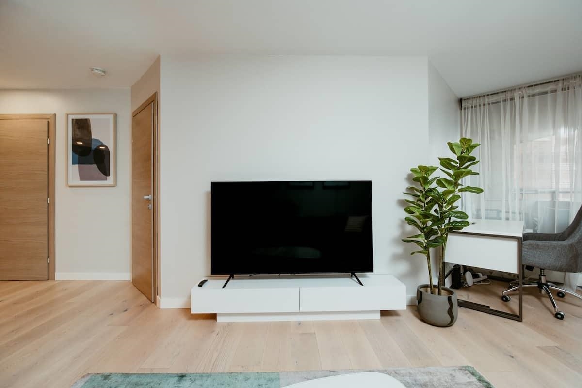 Unit 407 - 1455 Robson Street, Vancouver 4