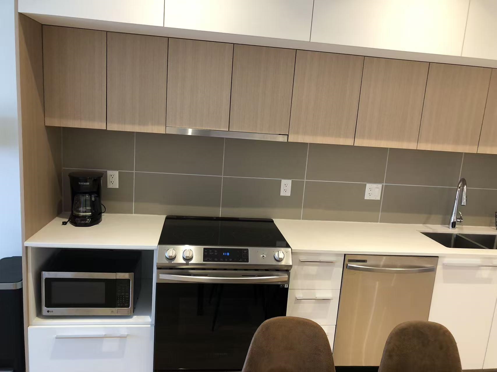 Unit 6F - 9888 University Crescent, Burnaby 4