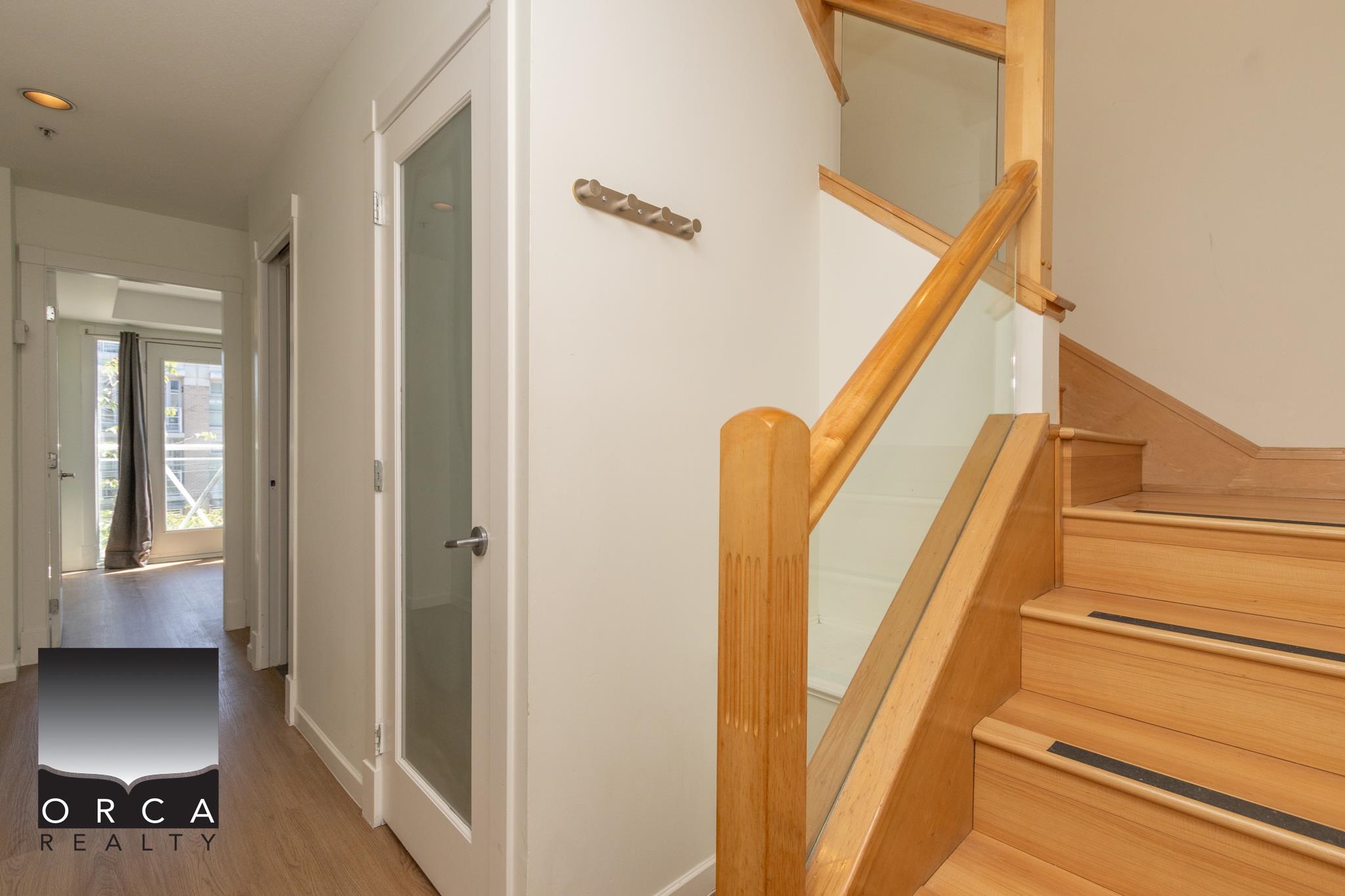 Unit 102 - 3349 Dunbar Street, Vancouver 4