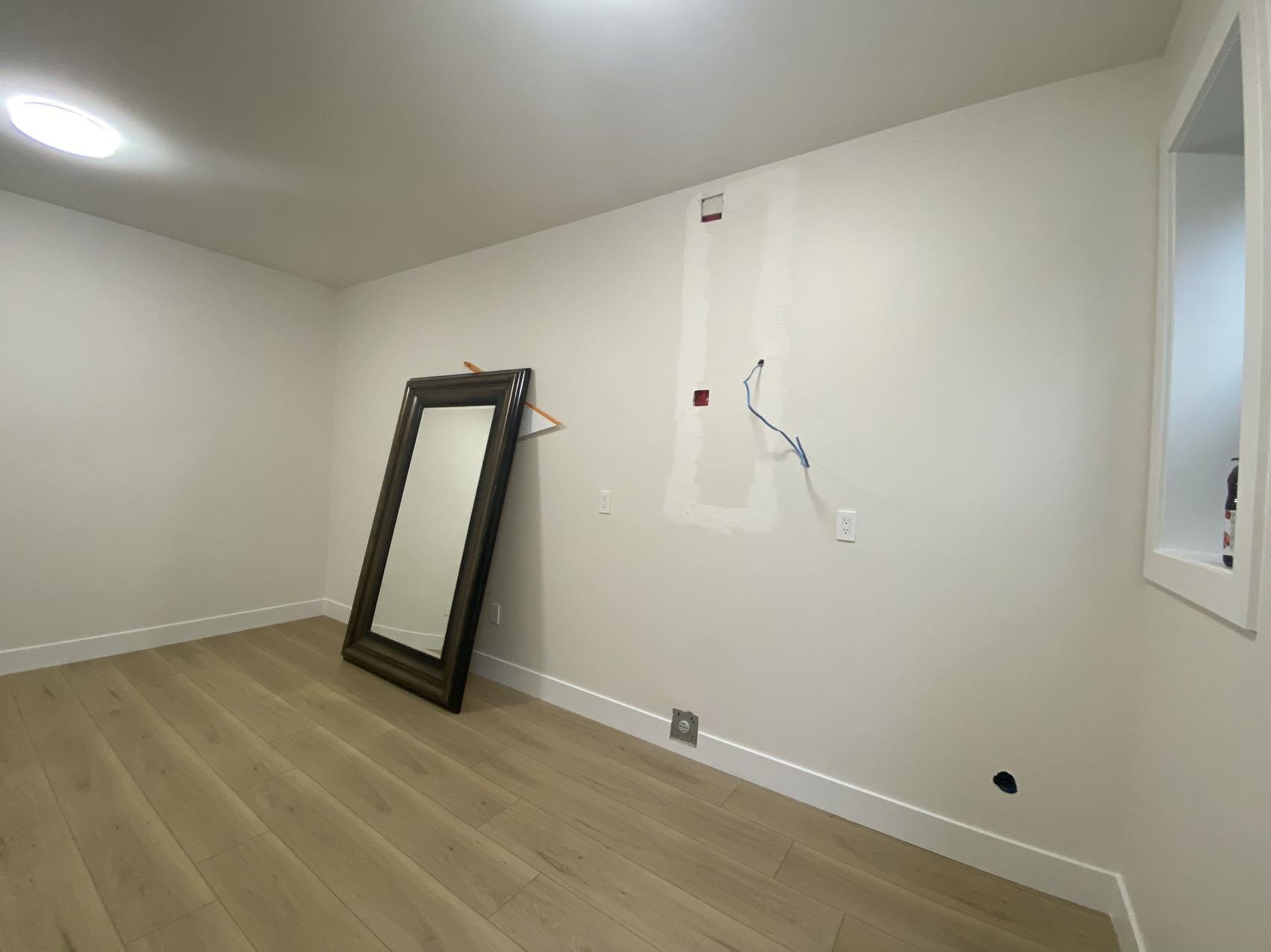 Unit 1 Bed Suite - 7542 Lindrick Court, Burnaby 3