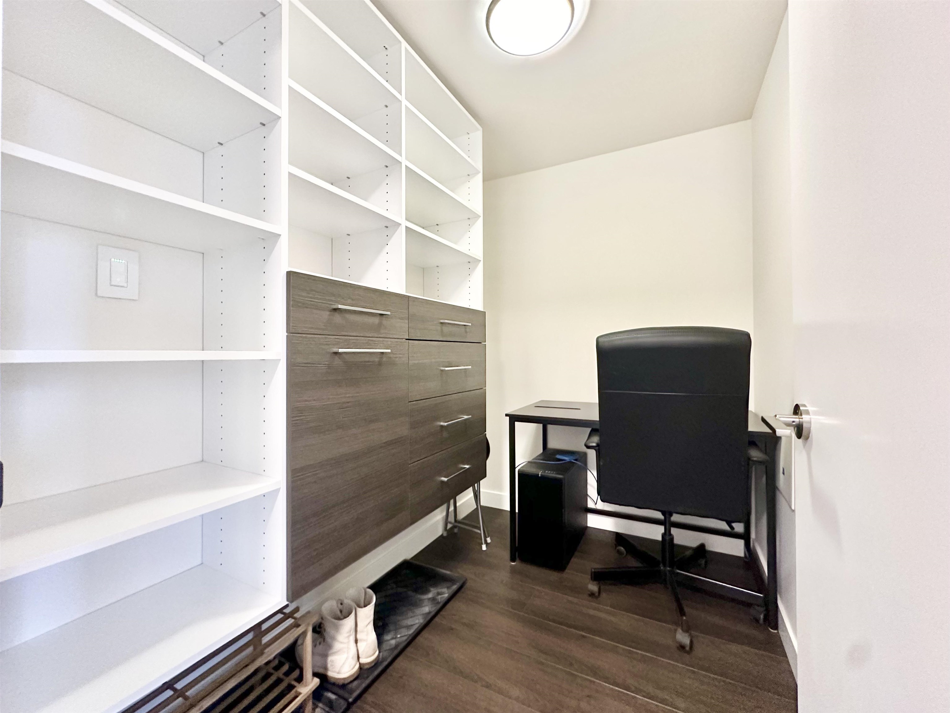 Unit 1103 - 111 1st E Avenue, Vancouver 3