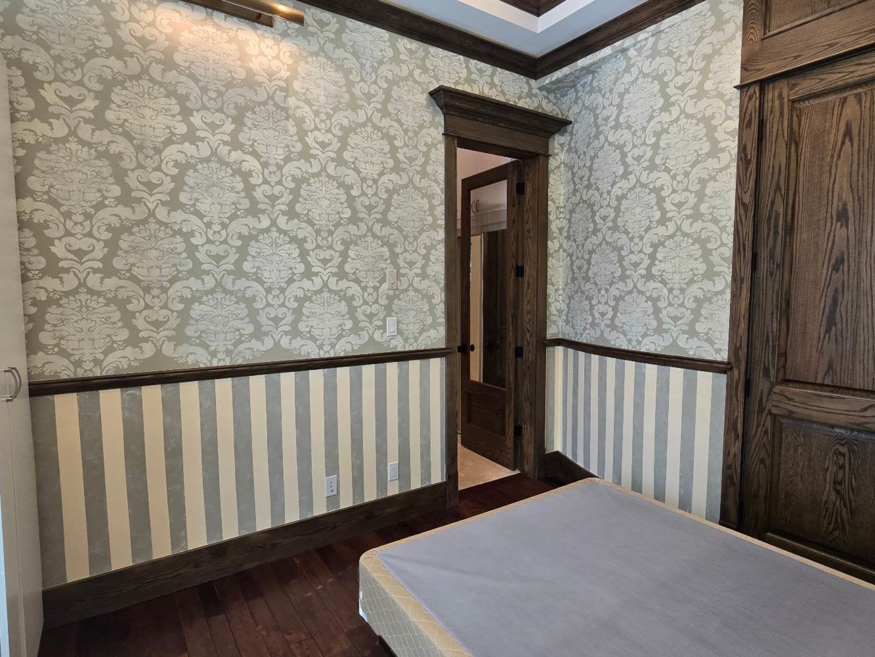 Unit Suite - 34xx Lamond Avenue, Richmond 2