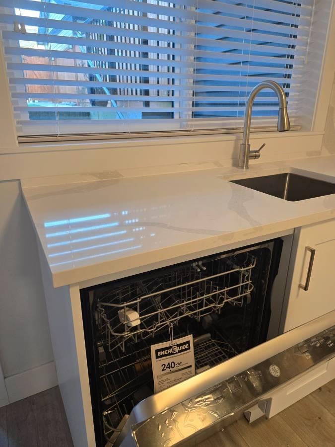 Unit Suite - 8668 Machell St, Mission 4
