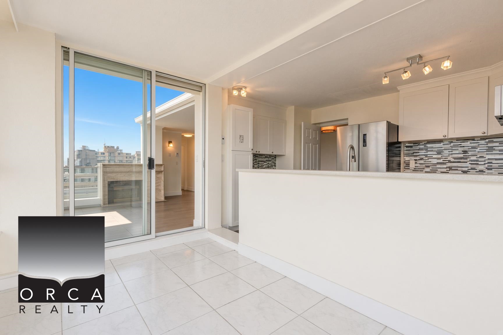 Unit 1102 - 5425 Yew Street, Vancouver 4