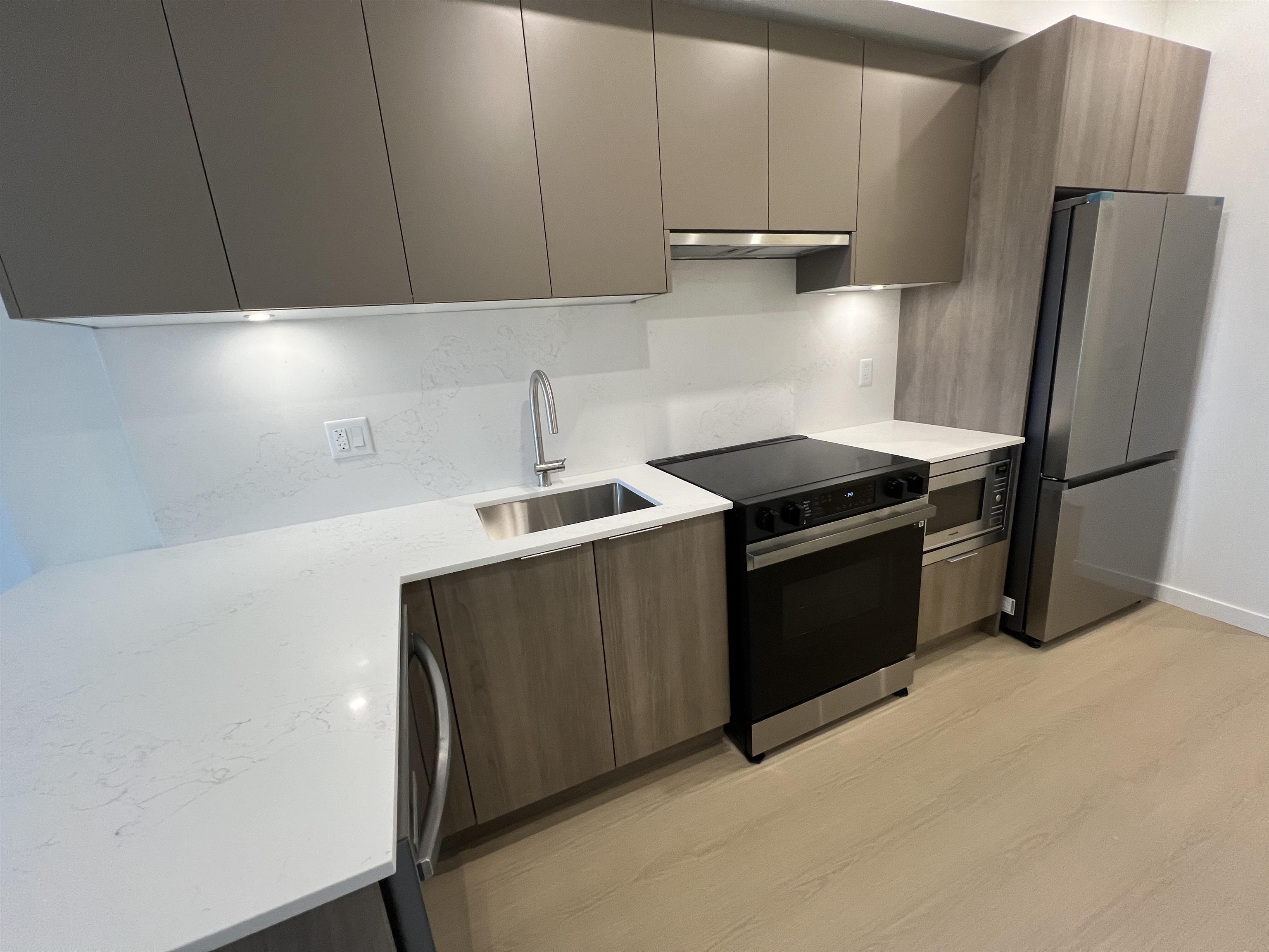 Unit E609 - 10828 139a Street, Surrey 3