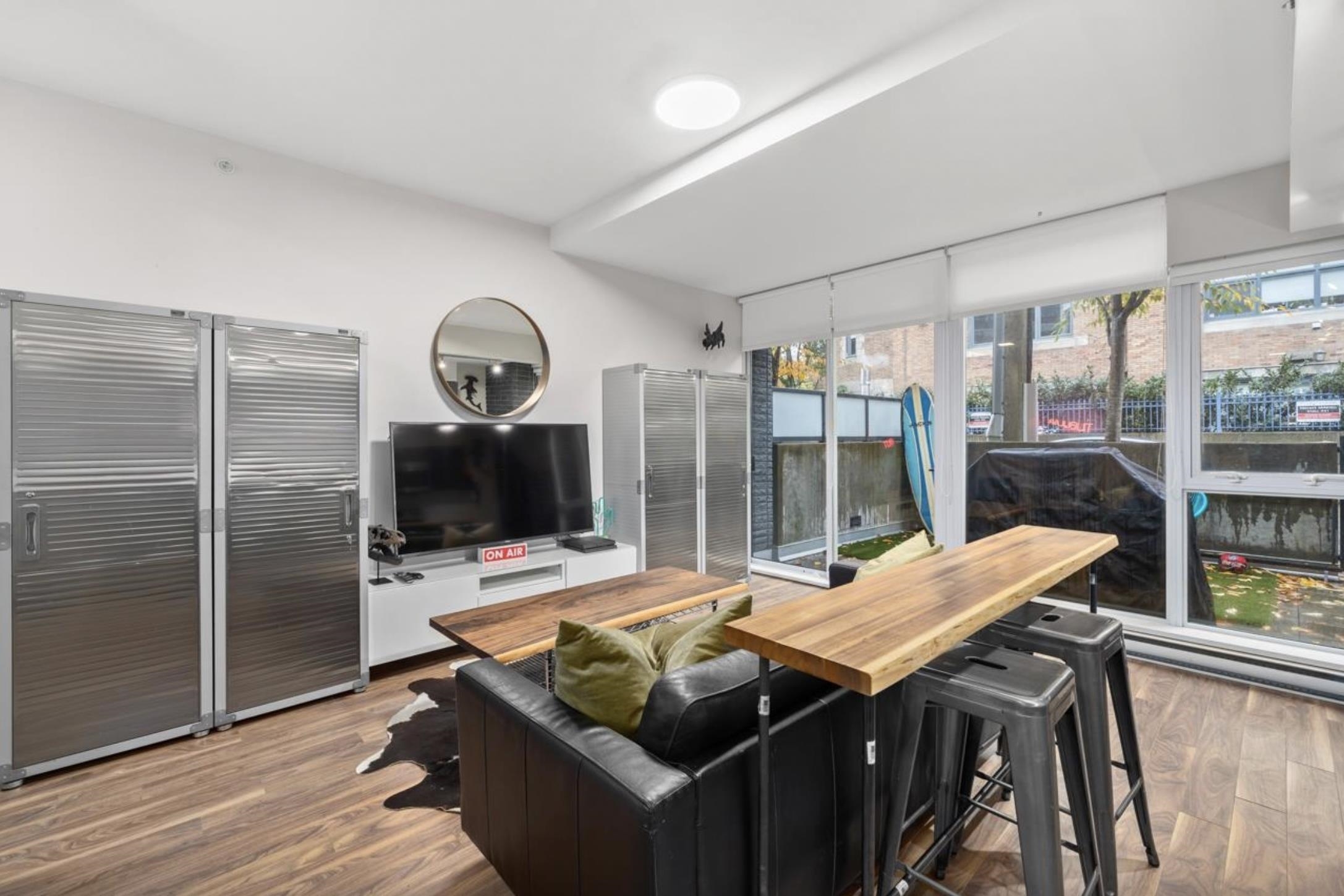 Unit 101 - 2511 Quebec Street, Vancouver 4
