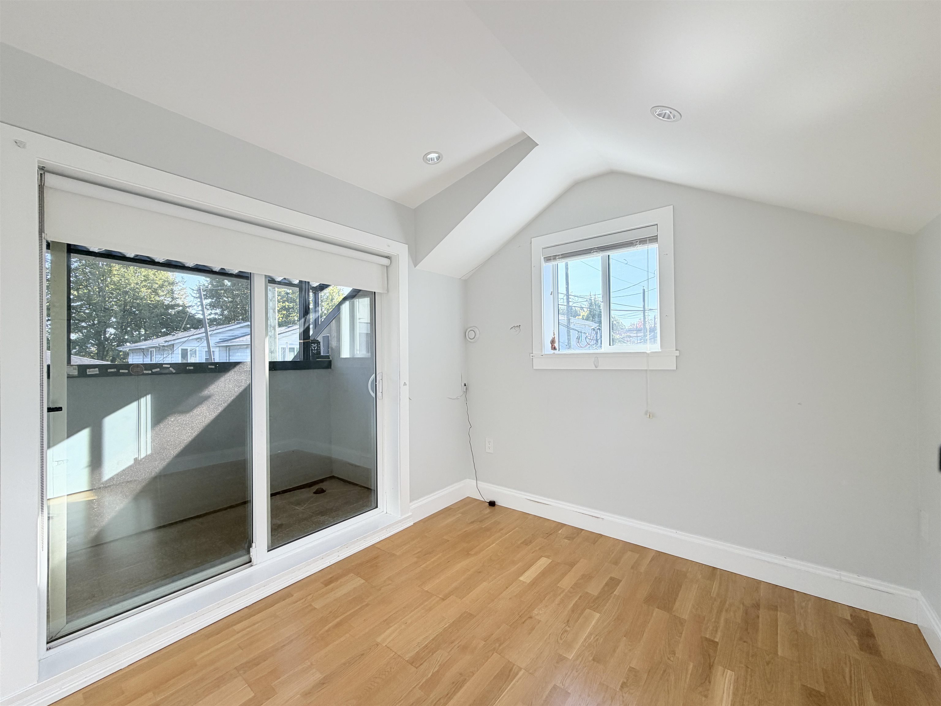 2532 5th Avenue E, Vancouver 4