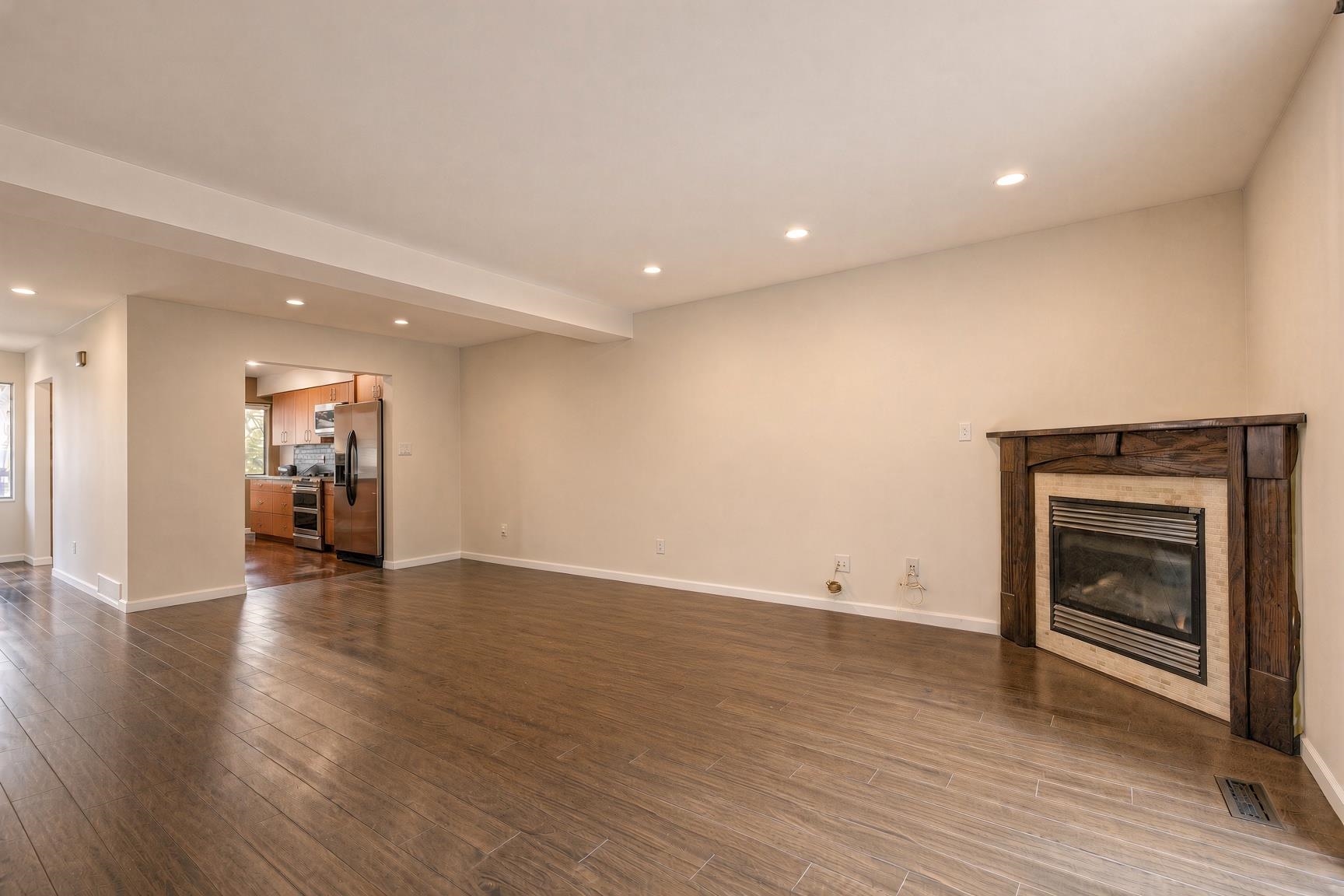 6890 Beechcliffe Drive, Burnaby 4