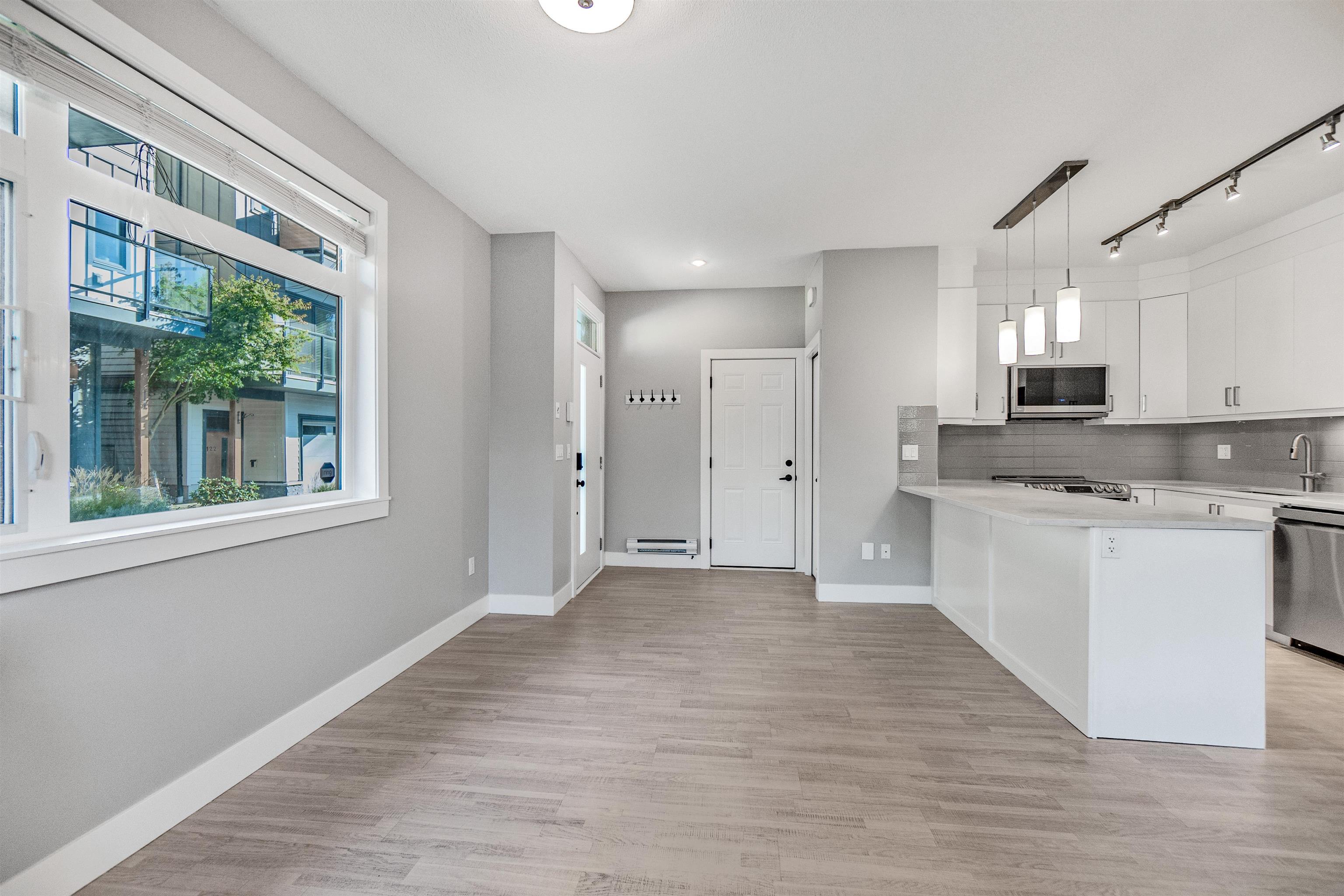 Unit 104 - 3525 Chandler Street, Coquitlam 5