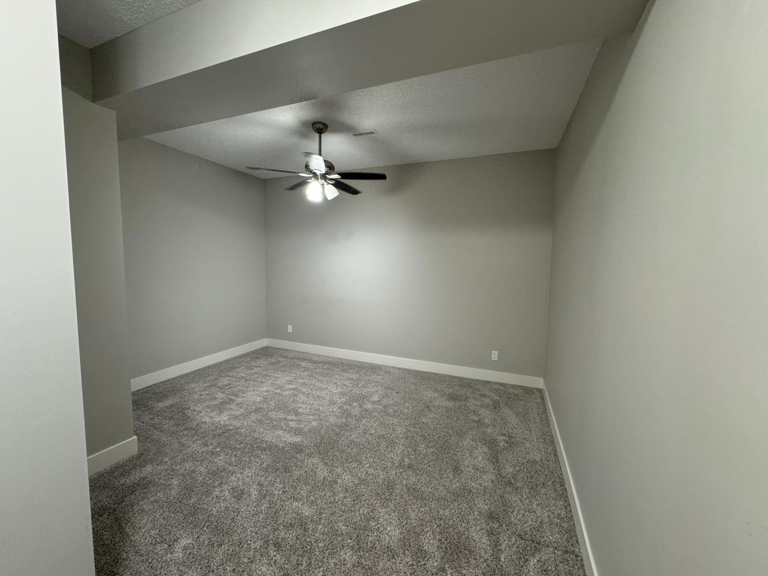 23855 Zeron Avenue, Maple Ridge 5