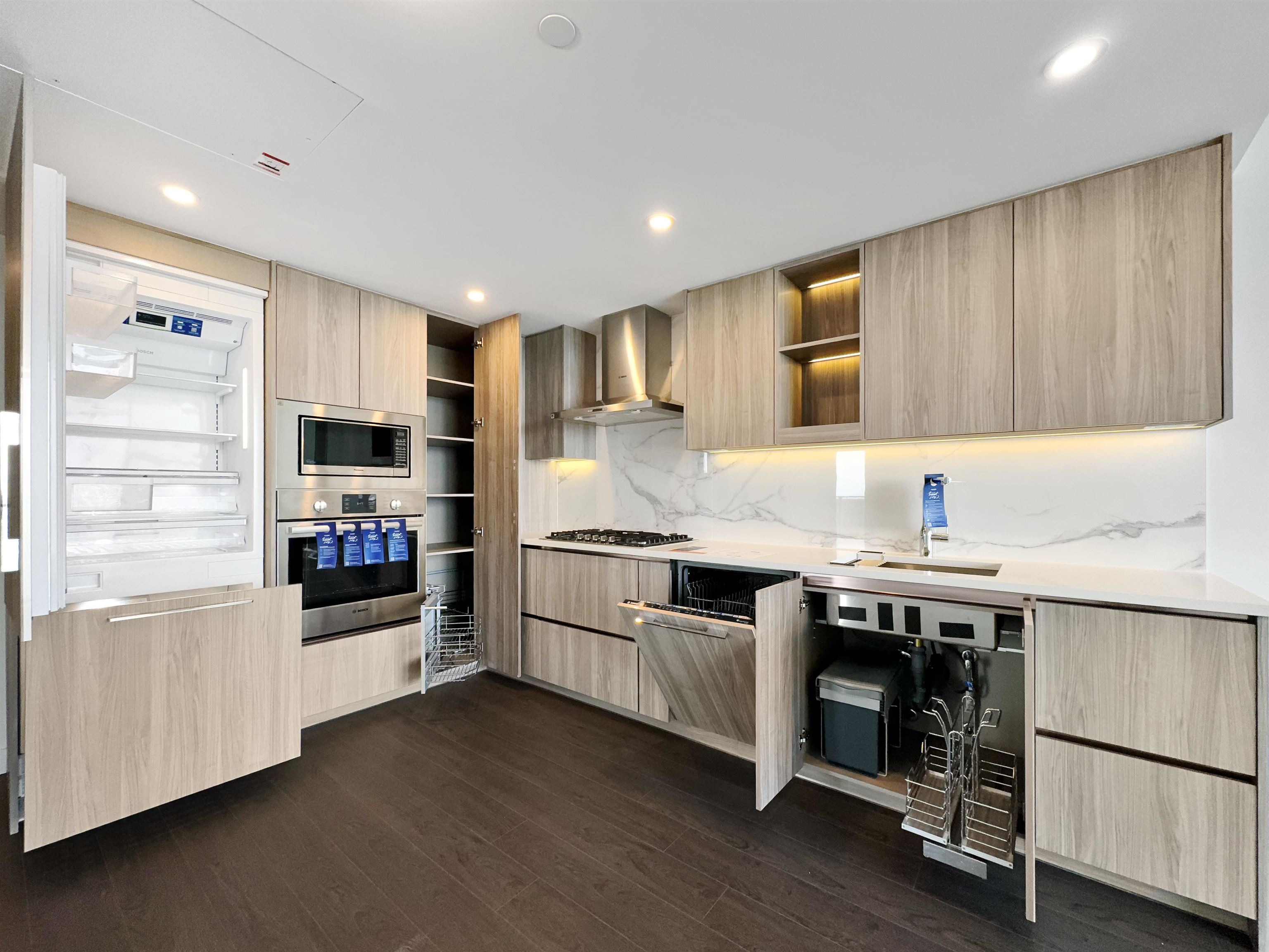 Unit 31xx - 13778 100 Avenue, Surrey 2