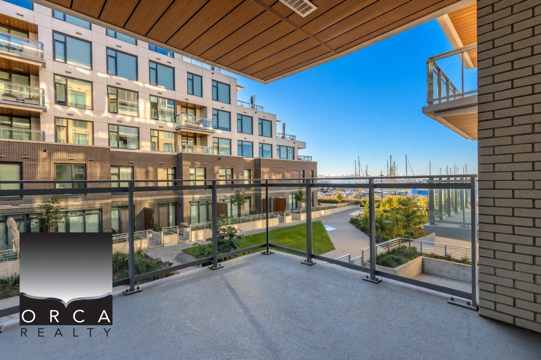 Unit 201 - 777 Harbour Way, North Vancouver 5