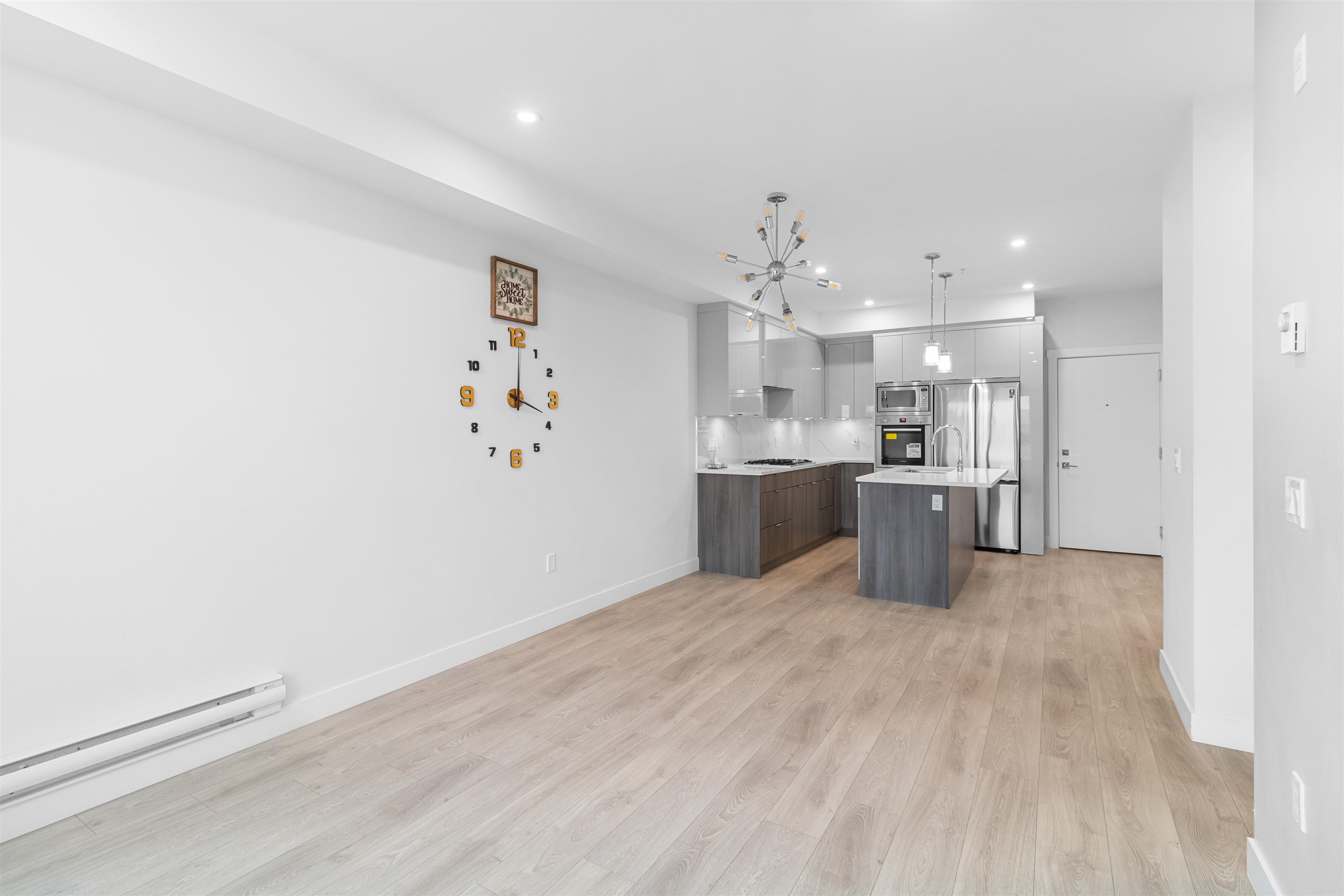 Unit 4xx - 14438 72 Avenue, Surrey 5