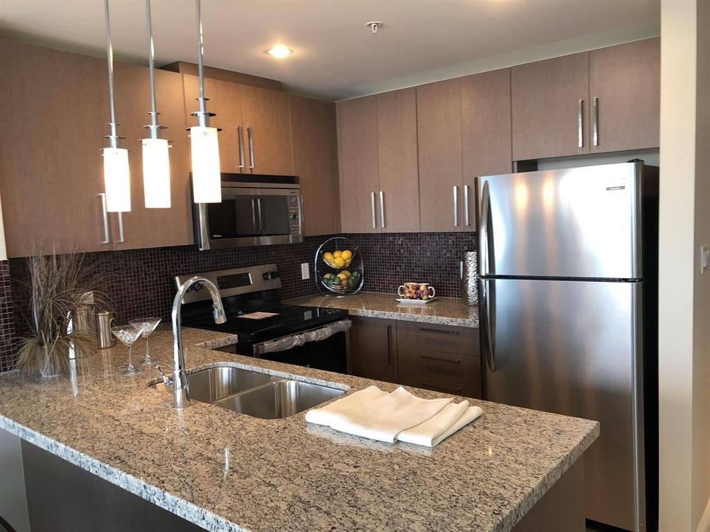 Unit 32XX - 888 Carnarvon St, New Westminster 2