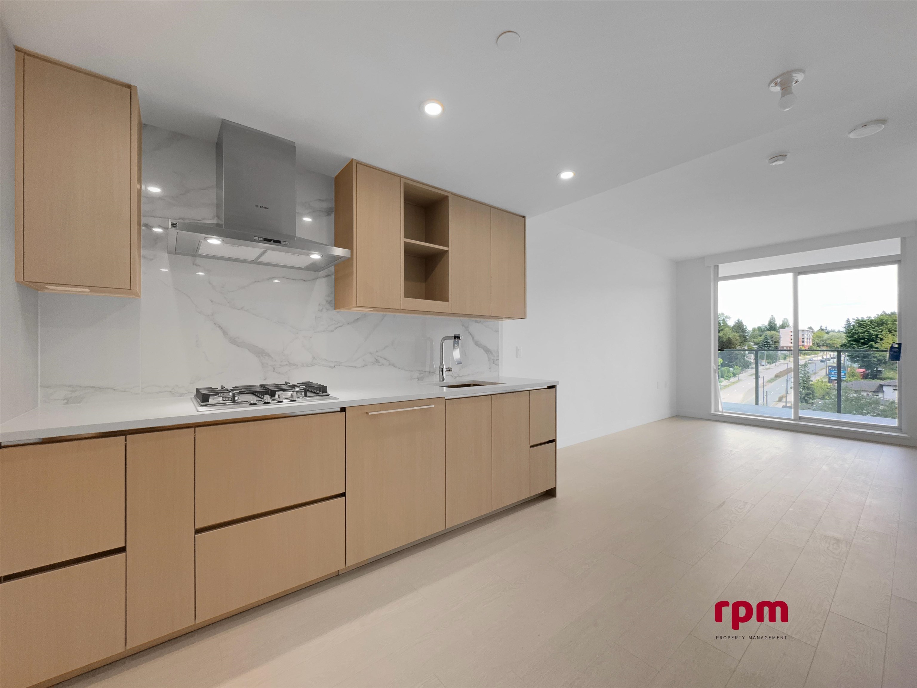 Unit 10xx - 13778 100 Avenue, Surrey 4