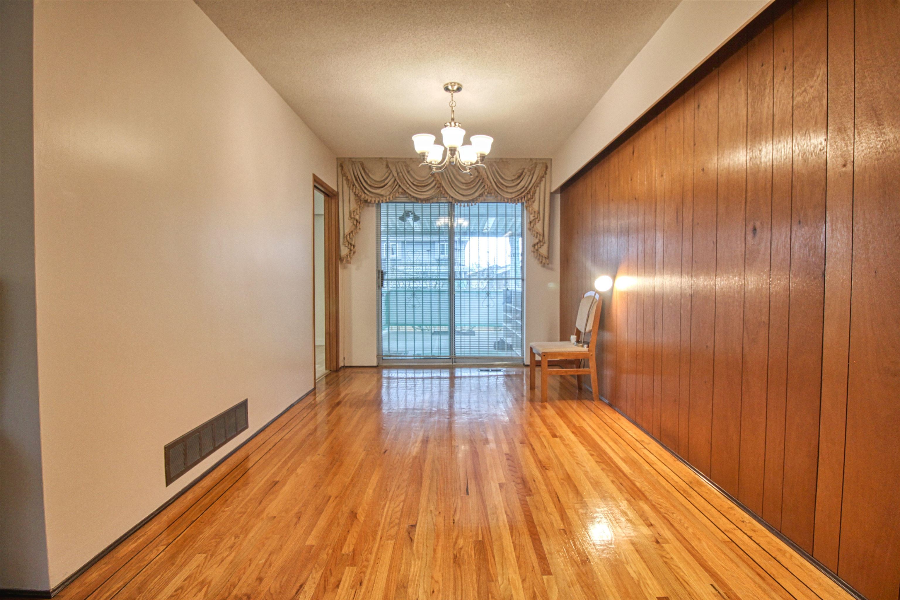Unit Top - 904 52nd Avenue E, Vancouver 4