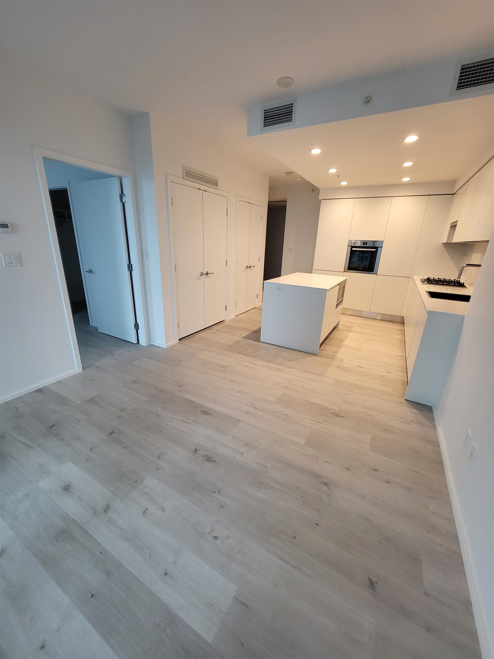 Unit 1606 - 3809 Evergreen Place, Burnaby 2
