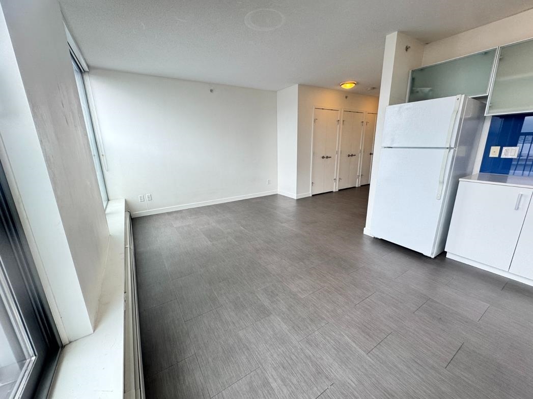 Unit 10xx - 66 Cordova Street W, Vancouver 2