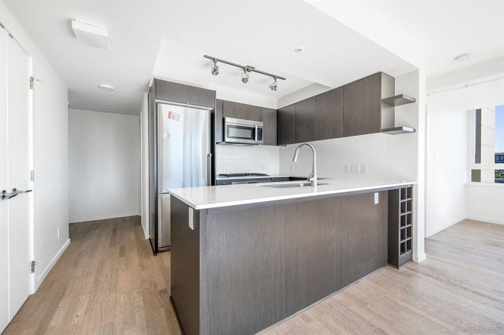 Unit 808 - 7733 Firbridge Way, Richmond 5