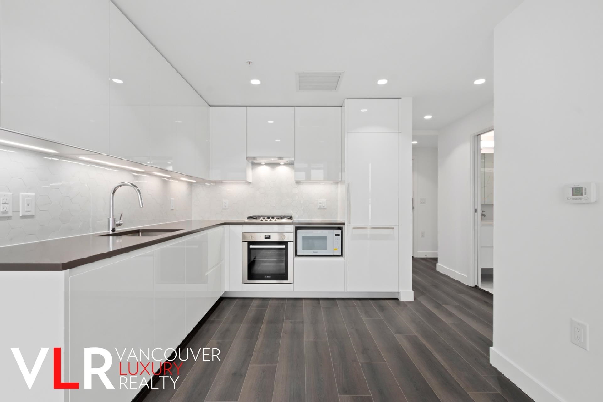 Unit 1206 - 8188 Fraser Street, Vancouver 4