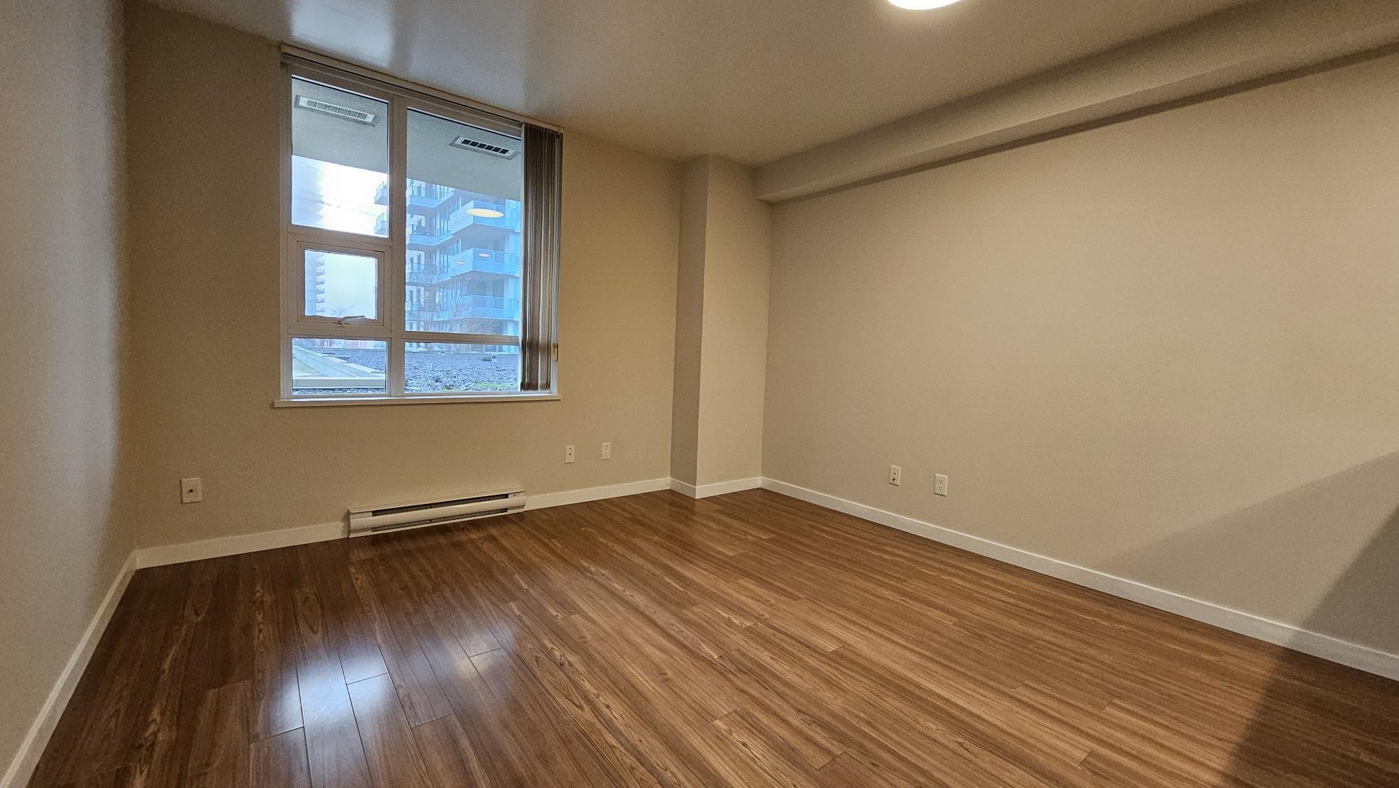 Unit 403 - 2200 Douglas Road, Burnaby 5