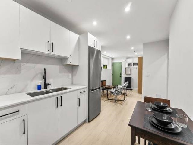 Unit Basement - 32xx E 44th Avenue, Vancouver 4