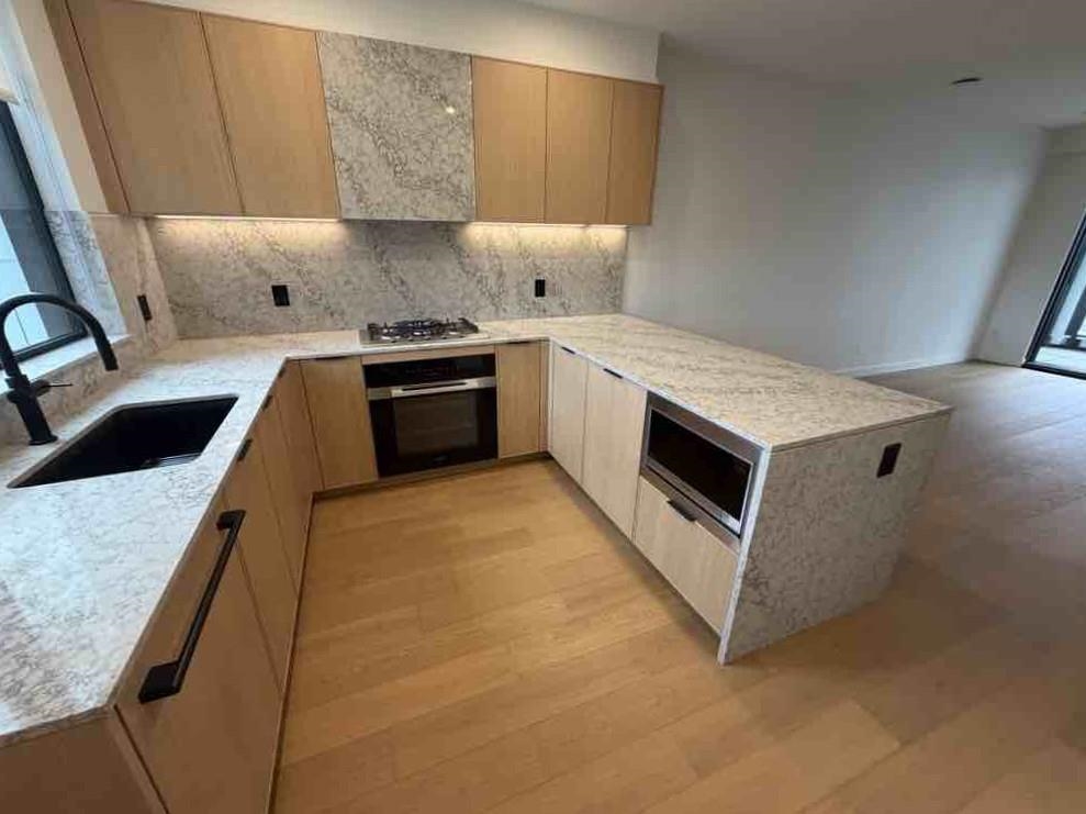 Unit 183 - 5433 Oak Street, Vancouver 2