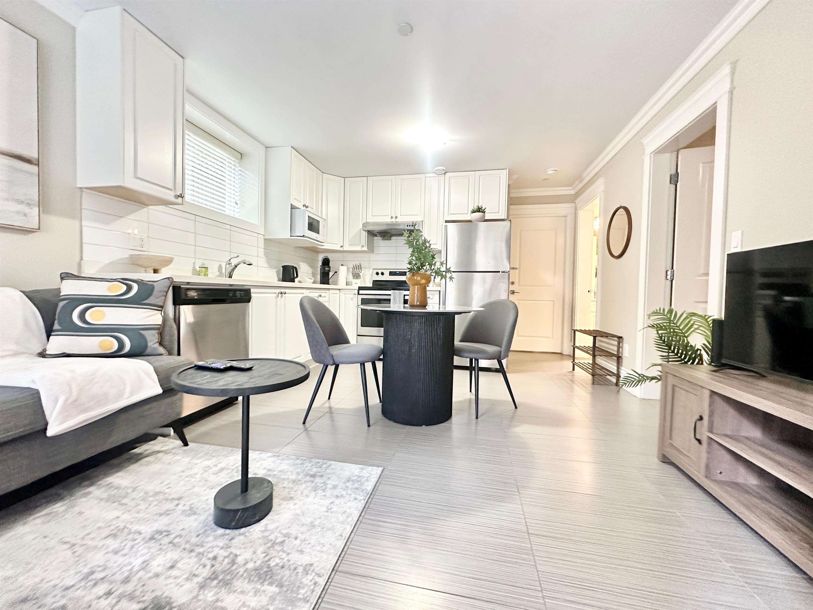 2129 46th Avenue E, Vancouver 2