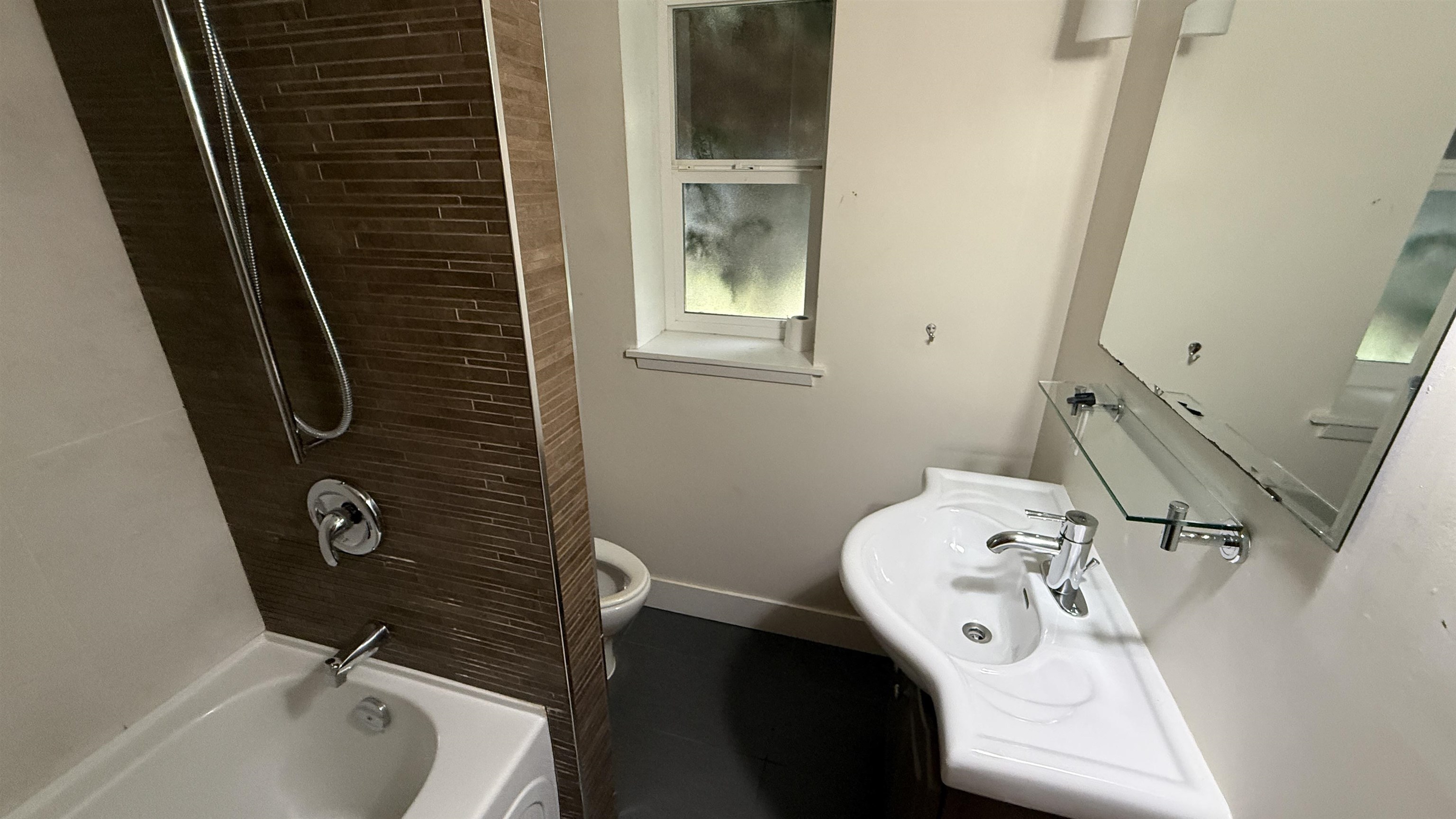 2244 32nd Avenue W, Vancouver 2