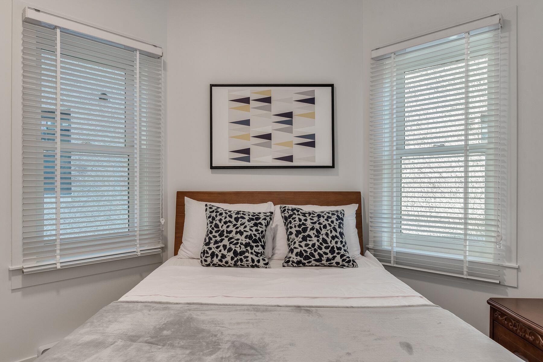 Unit 101 - 1431 Haro Street, Vancouver 2