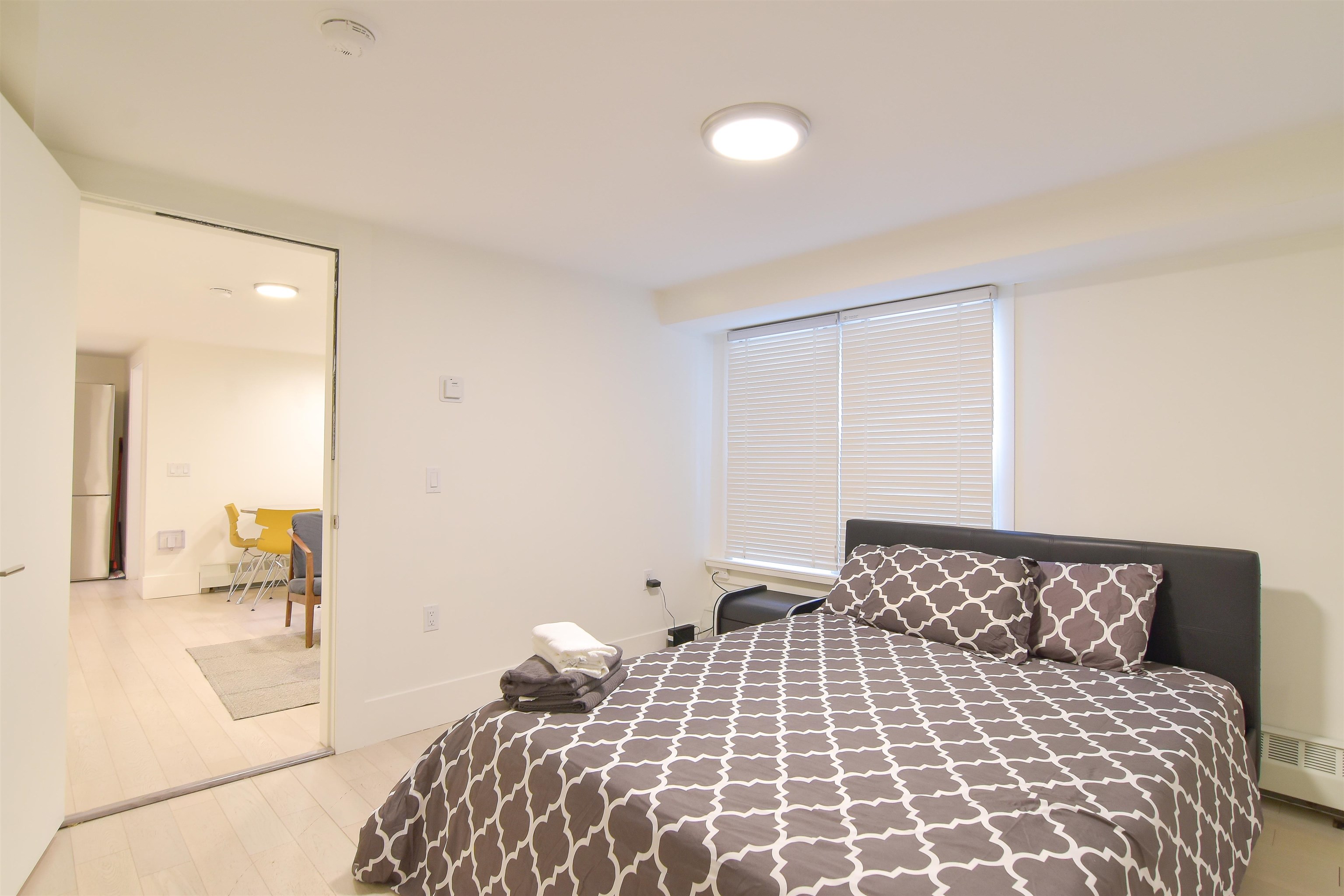 Unit 2 - 1425 Haro Street, Vancouver 4