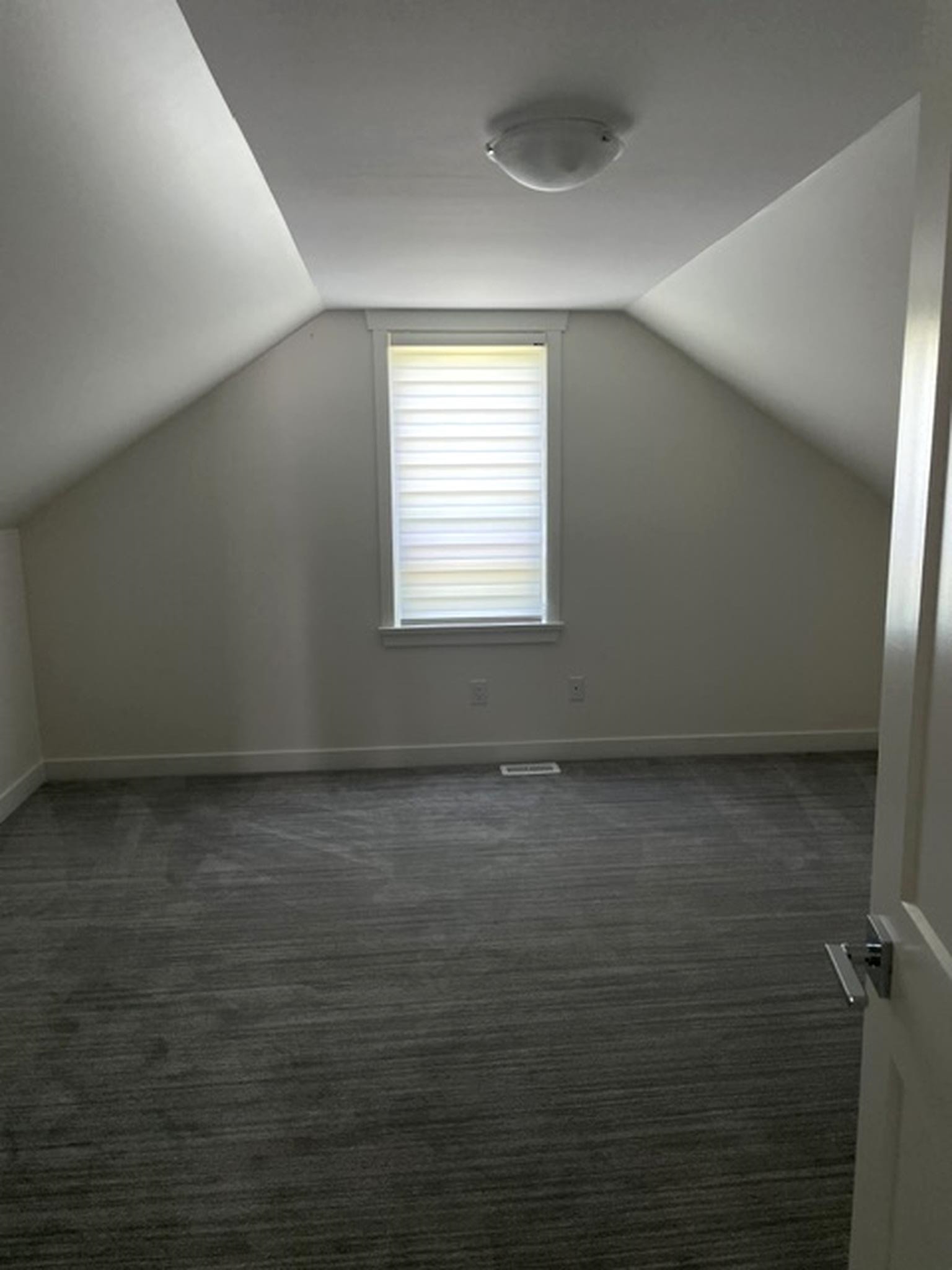 9205 Charles Street, Chilliwack 5