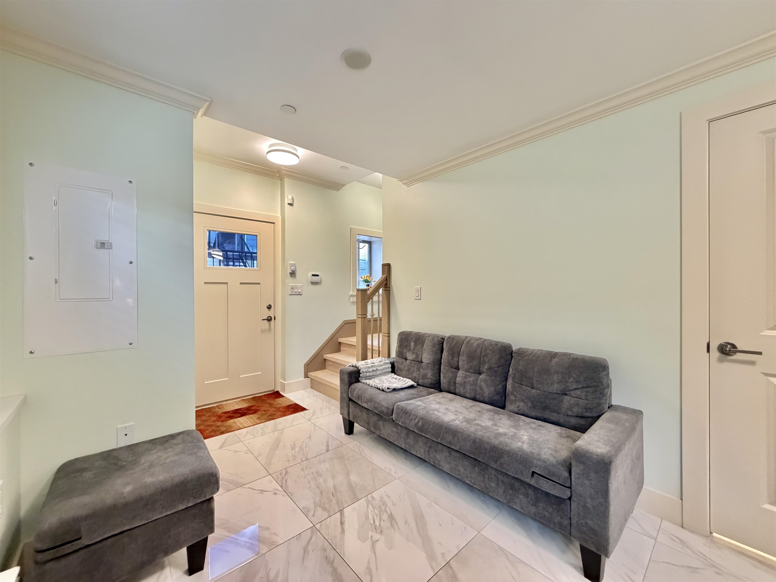582 57th Avenue E, Vancouver 5